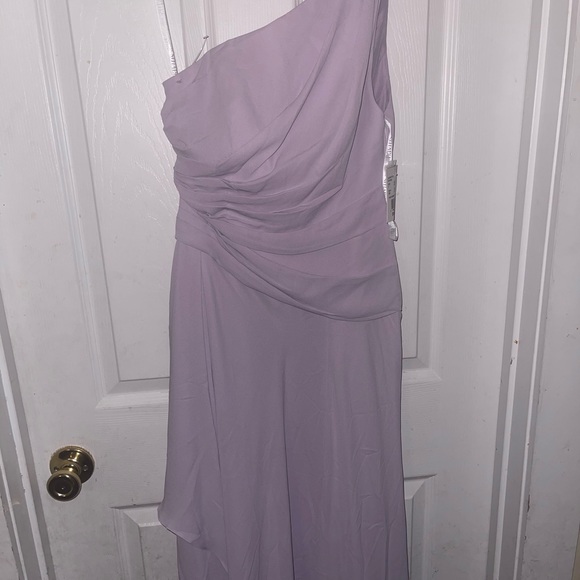 Nwt David's Bridal Women's One Shoulder Mesh Bridesmaid Dress Purple Size 8 - Picture 3 of 5